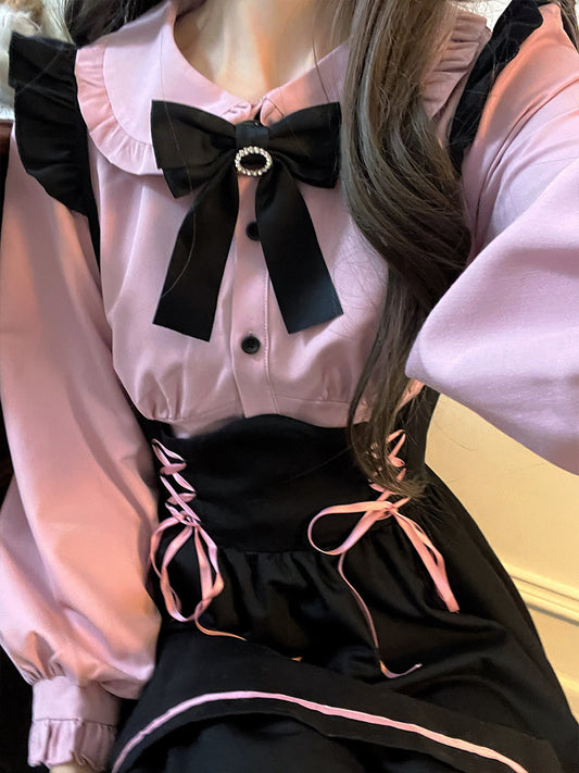 sweet pink shirt, black strap skirt, small temperament